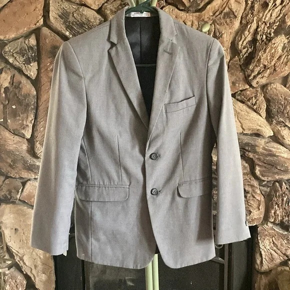 Formal Izod suit - Picture 2 of 8